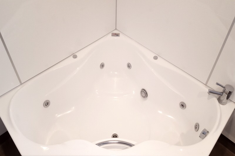 Executive King Studio with Spa Bath